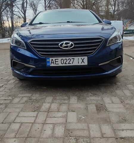 Синий Хендай Соната, объемом двигателя 2.4 л и пробегом 177 тыс. км за 9999 $, фото 1 на Automoto.ua