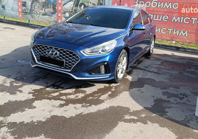 Синій Хендай Соната, об'ємом двигуна 2.4 л та пробігом 184 тис. км за 15900 $, фото 1 на Automoto.ua