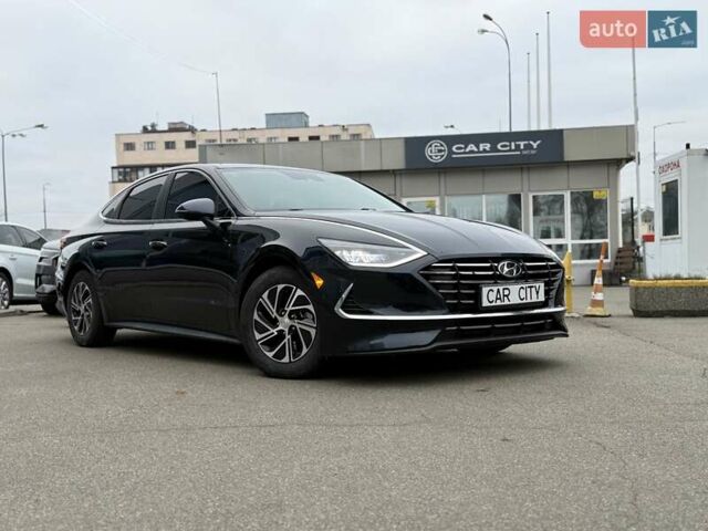 Синий Хендай Соната, объемом двигателя 2 л и пробегом 68 тыс. км за 18800 $, фото 1 на Automoto.ua