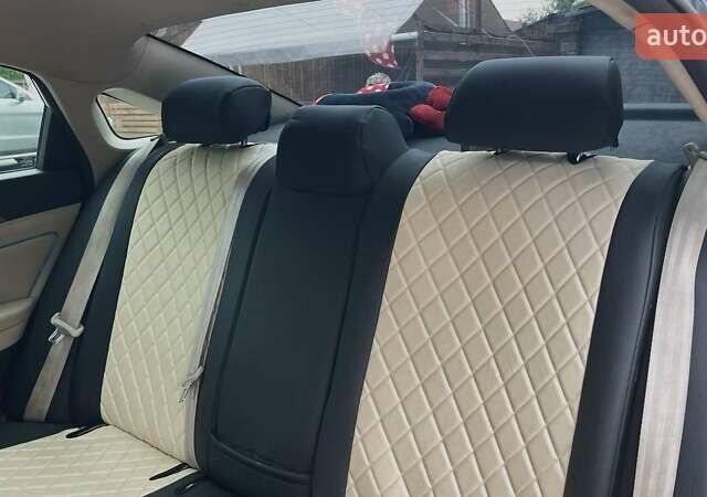 Зеленый Хендай Соната, объемом двигателя 2.36 л и пробегом 195 тыс. км за 9500 $, фото 1 на Automoto.ua