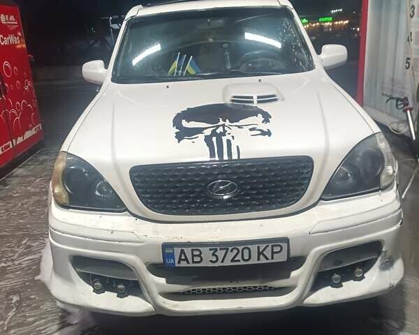 Білий Хендай Терракан, об'ємом двигуна 2.5 л та пробігом 390 тис. км за 6500 $, фото 1 на Automoto.ua
