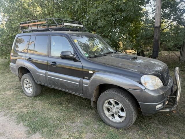 Чорний Хендай Терракан, об'ємом двигуна 2.9 л та пробігом 340 тис. км за 5600 $, фото 1 на Automoto.ua