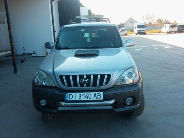 Хендай Терракан 2002 в Кременце на Automoto.ua Серый Хендай Терракан, объемом двигателя 2.9 л и пробегом 31 тыс. км за 8000 $, фото 1 на Automoto.ua