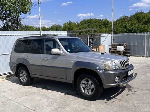 Серый Хендай Терракан, объемом двигателя 2.9 л и пробегом 285 тыс. км за 3067 $, фото 1 на Automoto.ua