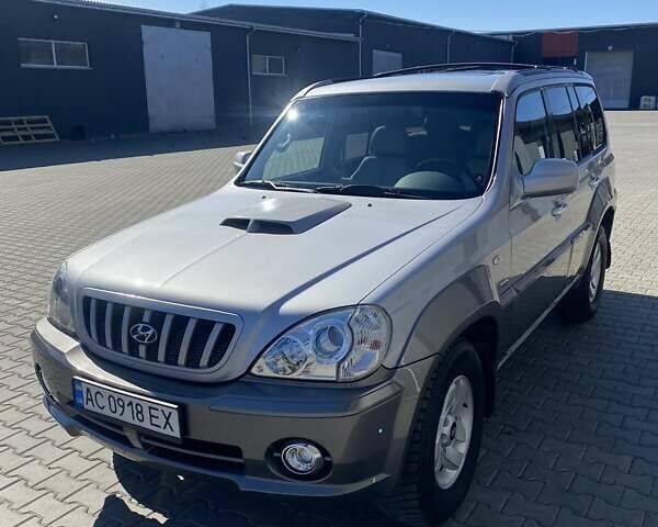 Серый Хендай Терракан, объемом двигателя 2.9 л и пробегом 240 тыс. км за 6900 $, фото 1 на Automoto.ua