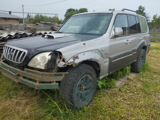 Сірий Хендай Терракан, об'ємом двигуна 9 л та пробігом 90 тис. км за 1900 $, фото 1 на Automoto.ua