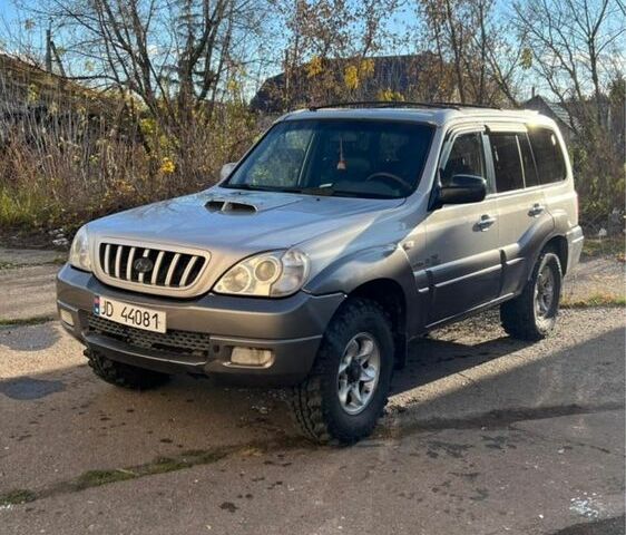 Хендай Терракан 2006 у Славянске на Automoto.ua Сірий Хендай Терракан, об'ємом двигуна 2.9 л та пробігом 377 тис. км за 3500 $, фото 1 на Automoto.ua