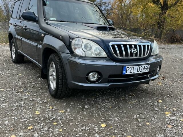 Синий Хендай Терракан, объемом двигателя 2.9 л и пробегом 387 тыс. км за 4200 $, фото 1 на Automoto.ua