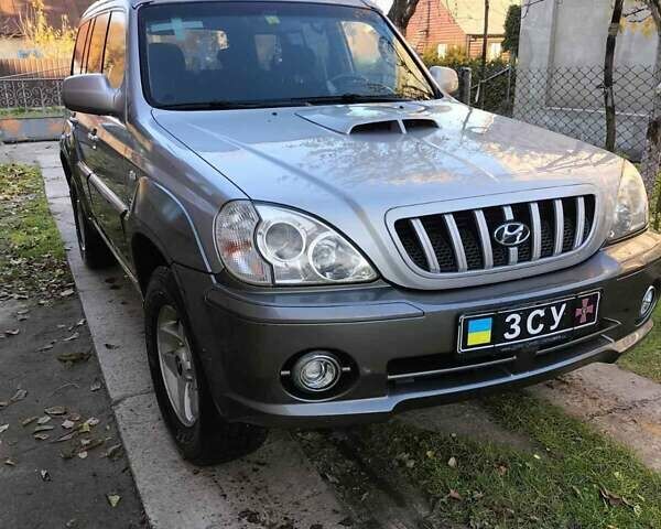 Синий Хендай Терракан, объемом двигателя 2.9 л и пробегом 200 тыс. км за 4900 $, фото 1 на Automoto.ua