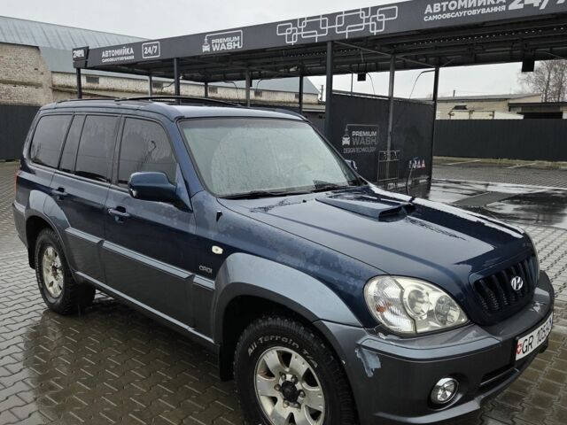 Синий Хендай Терракан, объемом двигателя 2.9 л и пробегом 195 тыс. км за 3200 $, фото 1 на Automoto.ua