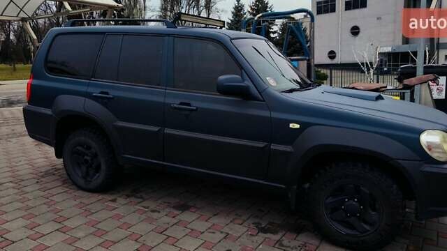 Синий Хендай Терракан, объемом двигателя 2.9 л и пробегом 380 тыс. км за 6000 $, фото 1 на Automoto.ua