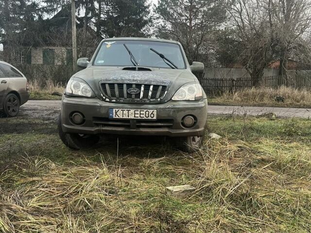 Зелений Хендай Терракан, об'ємом двигуна 0 л та пробігом 300 тис. км за 4300 $, фото 1 на Automoto.ua