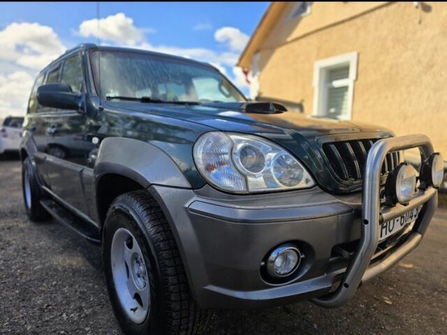 Зелений Хендай Терракан, об'ємом двигуна 3 л та пробігом 241 тис. км за 4300 $, фото 1 на Automoto.ua