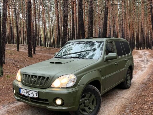 Зеленый Хендай Терракан, объемом двигателя 3 л и пробегом 229 тыс. км за 4200 $, фото 1 на Automoto.ua