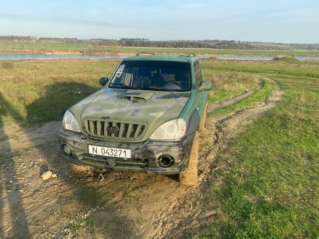 Зеленый Хендай Терракан, объемом двигателя 2.9 л и пробегом 126 тыс. км за 4500 $, фото 1 на Automoto.ua