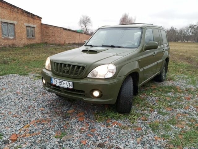 Зеленый Хендай Терракан, объемом двигателя 2.9 л и пробегом 285 тыс. км за 3500 $, фото 1 на Automoto.ua