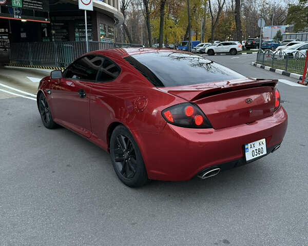 Красный Хендай Тибурон, объемом двигателя 1.98 л и пробегом 240 тыс. км за 5800 $, фото 1 на Automoto.ua