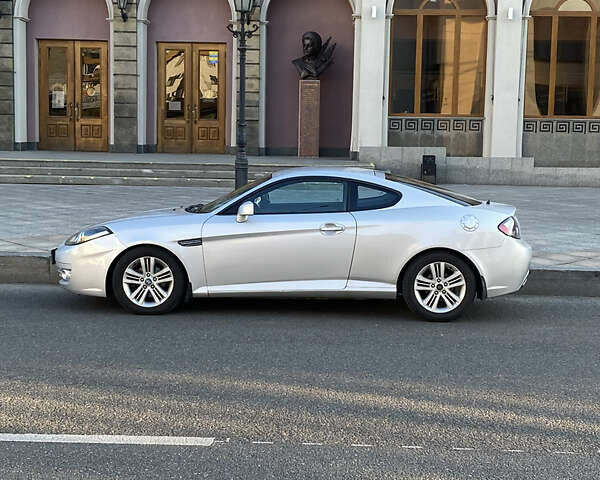 Хендай Тібурон 2007 у Черкасах на Automoto.ua Сірий Хендай Тібурон, об'ємом двигуна 1.98 л та пробігом 160 тис. км за 6000 $, фото 1 на Automoto.ua