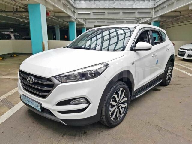Белый Хендай Туксон, объемом двигателя 0 л и пробегом 110 тыс. км за 11500 $, фото 1 на Automoto.ua
