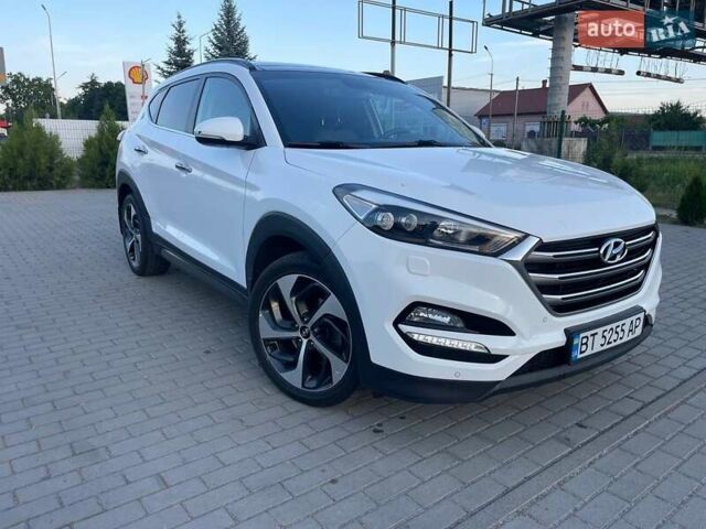 Белый Хендай Туксон, объемом двигателя 2 л и пробегом 169 тыс. км за 20100 $, фото 1 на Automoto.ua