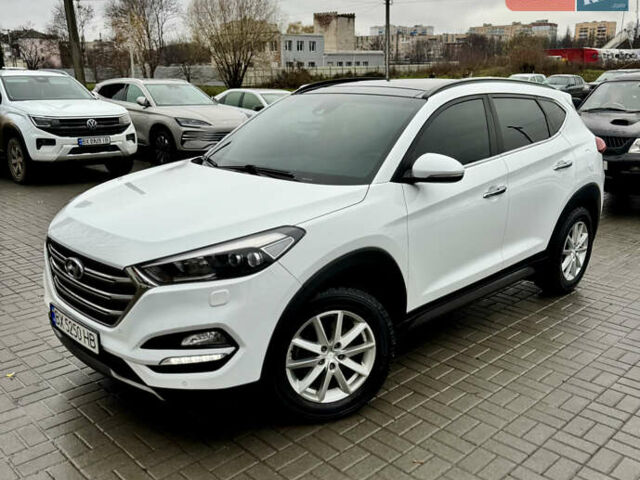 Белый Хендай Туксон, объемом двигателя 2 л и пробегом 173 тыс. км за 17200 $, фото 1 на Automoto.ua