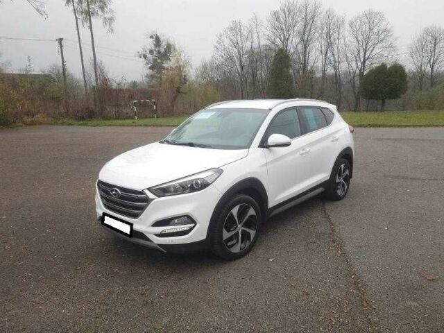 Білий Хендай Туксон, об'ємом двигуна 1.6 л та пробігом 85 тис. км за 10600 $, фото 1 на Automoto.ua