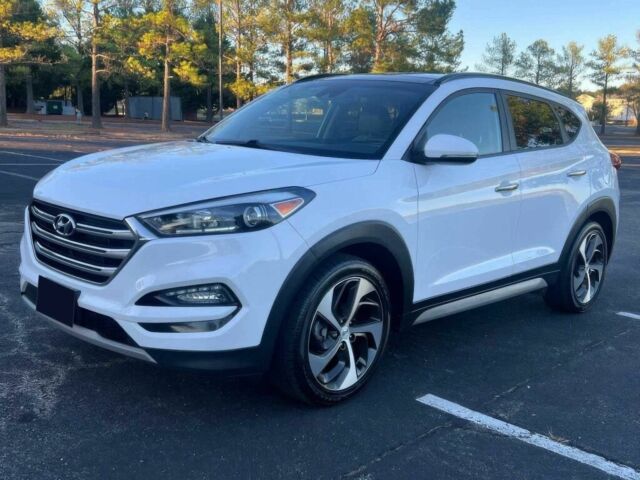 Хендай Туксон 2017 в Ужгороде на Automoto.ua Белый Хендай Туксон, объемом двигателя 1.6 л и пробегом 64 тыс. км за 7200 $, фото 1 на Automoto.ua
