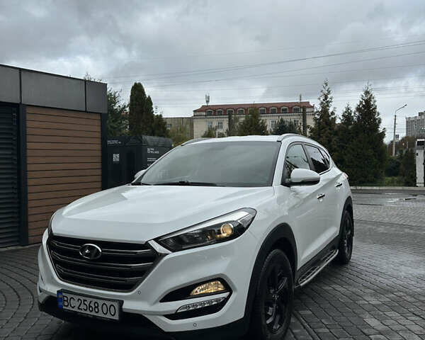 Хендай Туксон 2018 у Львові на Automoto.ua Білий Хендай Туксон, об'ємом двигуна 2 л та пробігом 151 тис. км за 20900 $, фото 1 на Automoto.ua
