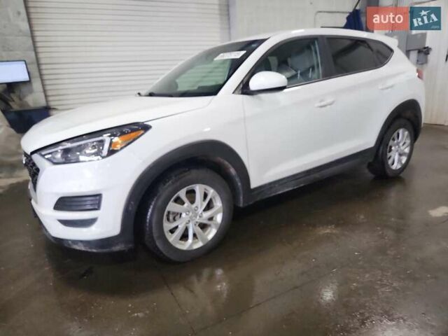 Белый Хендай Туксон, объемом двигателя 2 л и пробегом 85 тыс. км за 4300 $, фото 1 на Automoto.ua