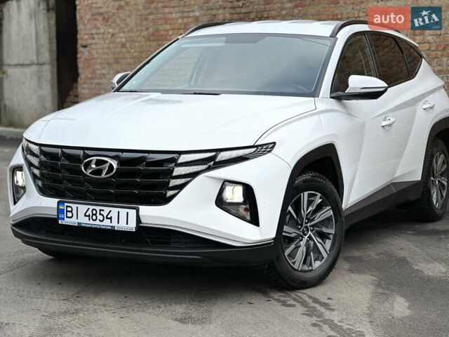 Белый Хендай Туксон, объемом двигателя 2 л и пробегом 123 тыс. км за 22800 $, фото 1 на Automoto.ua