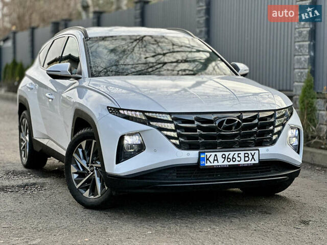 Белый Хендай Туксон, объемом двигателя 2 л и пробегом 67 тыс. км за 23900 $, фото 1 на Automoto.ua