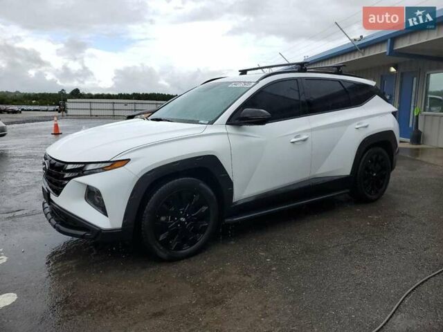 Білий Хендай Туксон, об'ємом двигуна 2.5 л та пробігом 101 тис. км за 7200 $, фото 1 на Automoto.ua