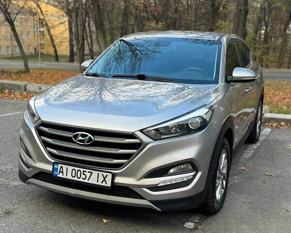 Бежевий Хендай Туксон, об'ємом двигуна 1.59 л та пробігом 171 тис. км за 14700 $, фото 1 на Automoto.ua