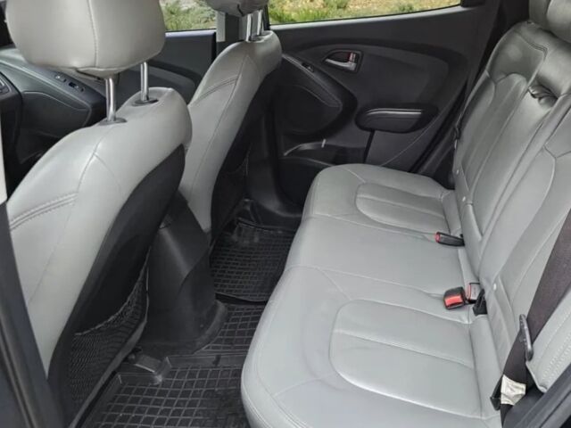 Черный Хендай Туксон, объемом двигателя 2 л и пробегом 0 тыс. км за 14400 $, фото 1 на Automoto.ua