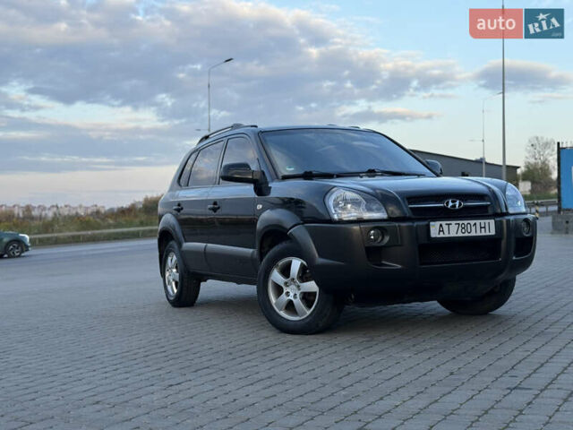 Хендай Туксон 2004 у Тернополі на Automoto.ua Чорний Хендай Туксон, об'ємом двигуна 1.99 л та пробігом 293 тис. км за 6300 $, фото 1 на Automoto.ua