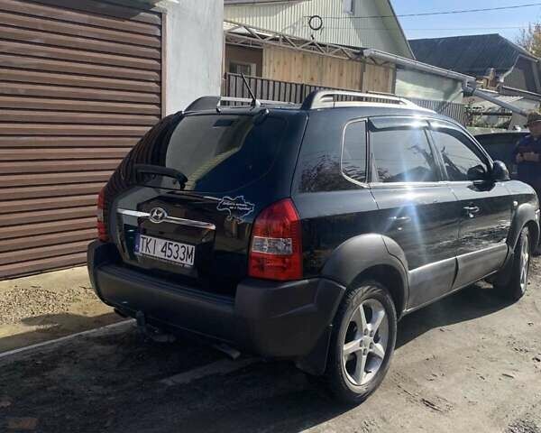 Хендай Туксон 2005 у Сумах на Automoto.ua Чорний Хендай Туксон, об'ємом двигуна 1.99 л та пробігом 294 тис. км за 4500 $, фото 1 на Automoto.ua