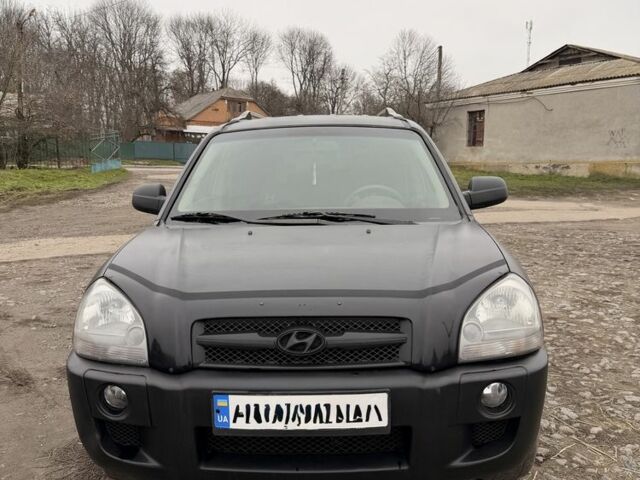 Чорний Хендай Туксон, об'ємом двигуна 0 л та пробігом 320 тис. км за 6100 $, фото 1 на Automoto.ua