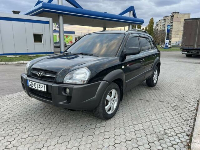 Хендай Туксон 2006 в Кривом Роге на Automoto.ua Черный Хендай Туксон, объемом двигателя 2 л и пробегом 231 тыс. км за 4200 $, фото 1 на Automoto.ua