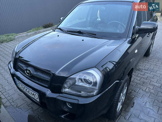 Хендай Туксон 2006 в Львове на Automoto.ua Черный Хендай Туксон, объемом двигателя 1.98 л и пробегом 193 тыс. км за 9700 $, фото 1 на Automoto.ua