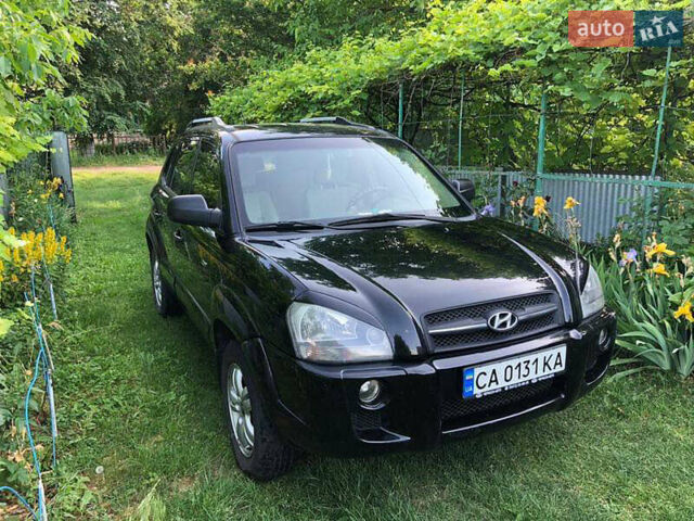 Хендай Туксон 2006 в Черкассах на Automoto.ua Черный Хендай Туксон, объемом двигателя 2 л и пробегом 190 тыс. км за 8000 $, фото 1 на Automoto.ua