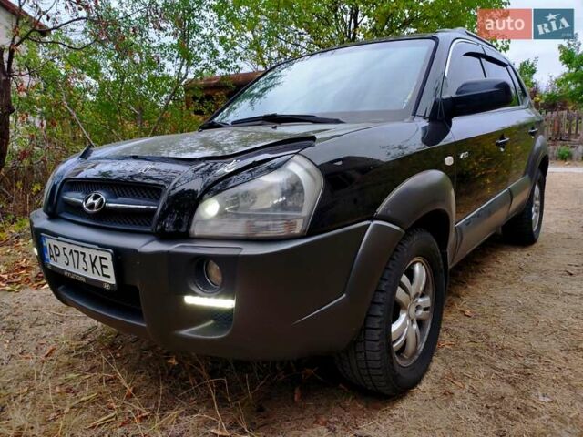 Чорний Хендай Туксон, об'ємом двигуна 2.66 л та пробігом 200 тис. км за 8900 $, фото 1 на Automoto.ua