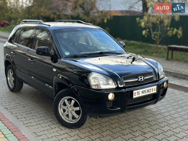 Хендай Туксон 2007 в Надворной на Automoto.ua Черный Хендай Туксон, объемом двигателя 1.98 л и пробегом 154 тыс. км за 8200 $, фото 1 на Automoto.ua