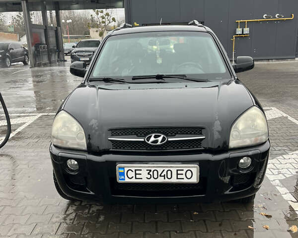 Чорний Хендай Туксон, об'ємом двигуна 1.98 л та пробігом 177 тис. км за 8500 $, фото 1 на Automoto.ua