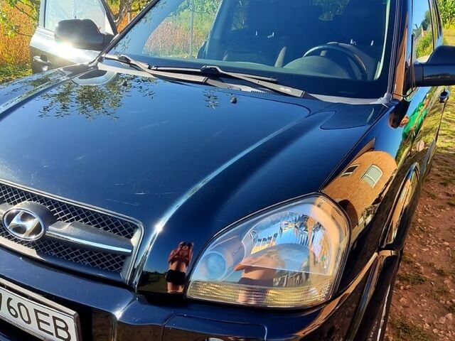 Хендай Туксон 2007 у Тернополі на Automoto.ua Чорний Хендай Туксон, об'ємом двигуна 2 л та пробігом 222 тис. км за 7000 $, фото 1 на Automoto.ua