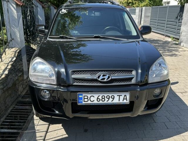 Чорний Хендай Туксон, об'ємом двигуна 2 л та пробігом 188 тис. км за 7000 $, фото 1 на Automoto.ua