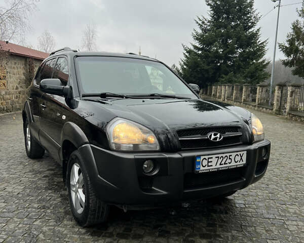 Чорний Хендай Туксон, об'ємом двигуна 1.98 л та пробігом 155 тис. км за 8750 $, фото 1 на Automoto.ua