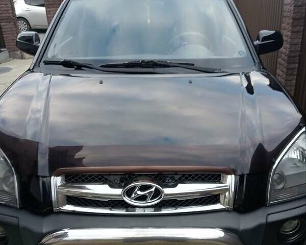 Хендай Туксон 2008 у Вінниці на Automoto.ua Чорний Хендай Туксон, об'ємом двигуна 1.98 л та пробігом 175 тис. км за 8800 $, фото 1 на Automoto.ua