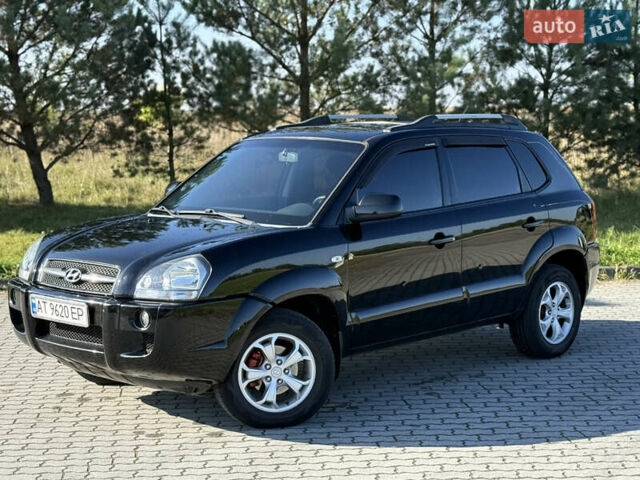 Хендай Туксон 2008 в Радехове на Automoto.ua Черный Хендай Туксон, объемом двигателя 1.98 л и пробегом 370 тыс. км за 7350 $, фото 1 на Automoto.ua