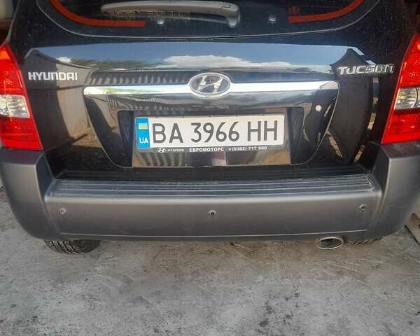 Черный Хендай Туксон, объемом двигателя 0 л и пробегом 435 тыс. км за 8500 $, фото 1 на Automoto.ua