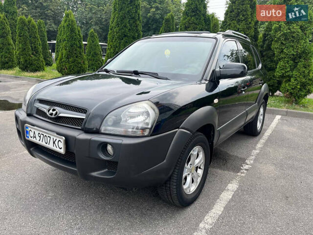 Чорний Хендай Туксон, об'ємом двигуна 1.98 л та пробігом 95 тис. км за 8900 $, фото 1 на Automoto.ua